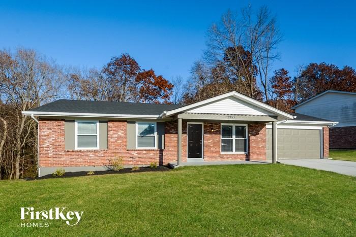 2953 Sean Pkwy - Photo 2 of 15