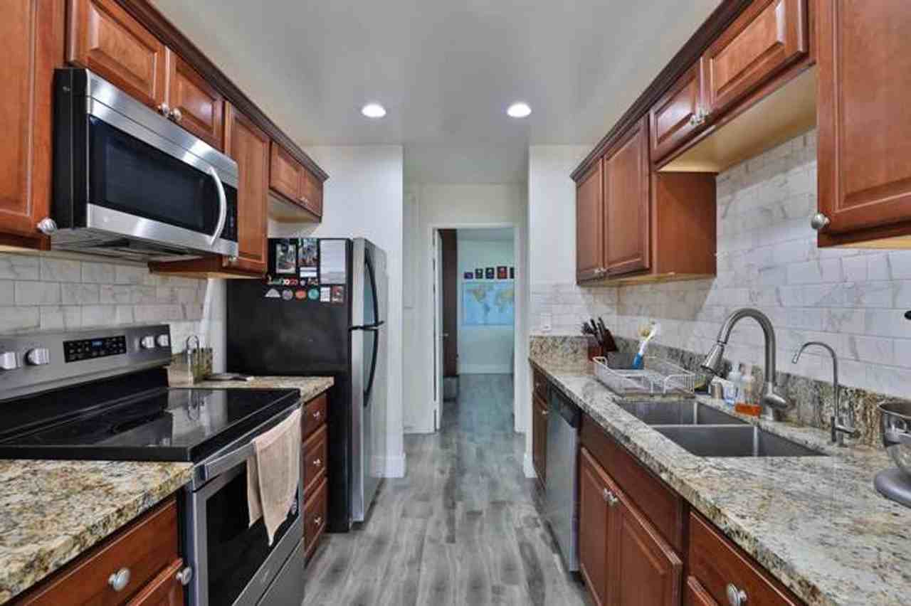 3590 Arey Dr - Photo 3 of 16