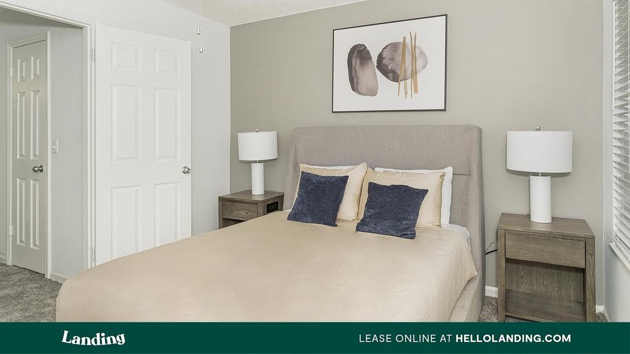 10263 Whispering Forest Dr - Photo 4 of 50