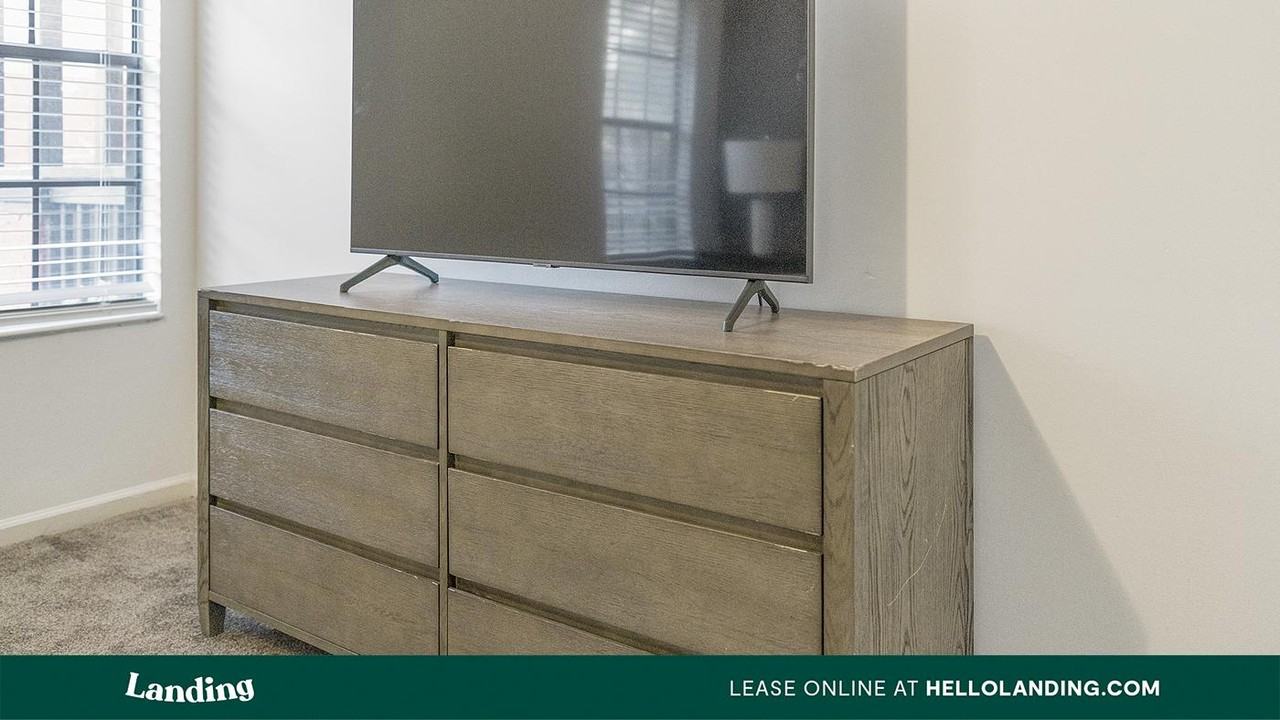 10263 Whispering Forest Dr - Photo 5 of 50