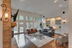 featured image of 6507 Clubhouse Cir