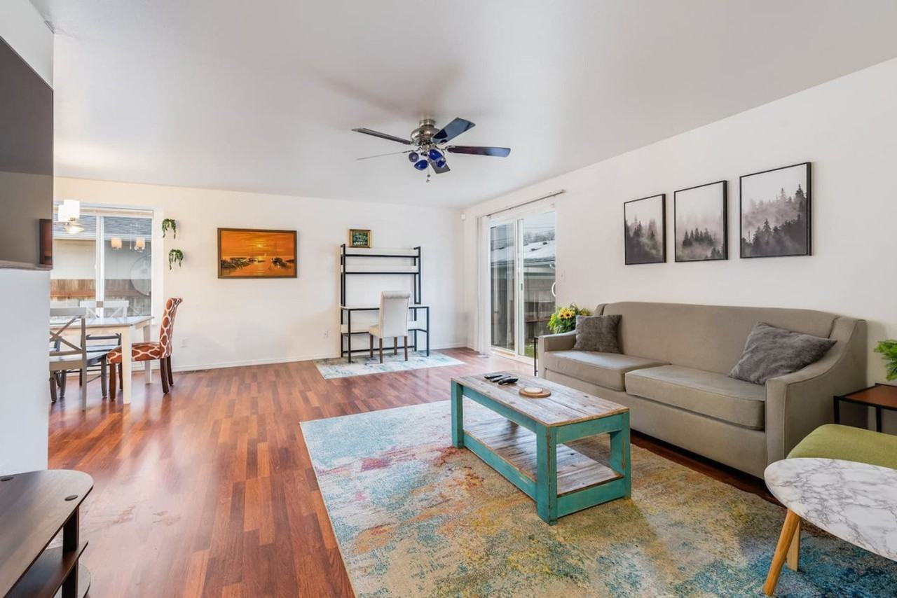 2141 South Sheridan Avenue #1045872P - Photo 2 of 24