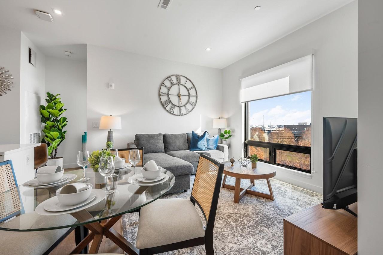 282 Bremen St #1240292P - Photo 3 of 46