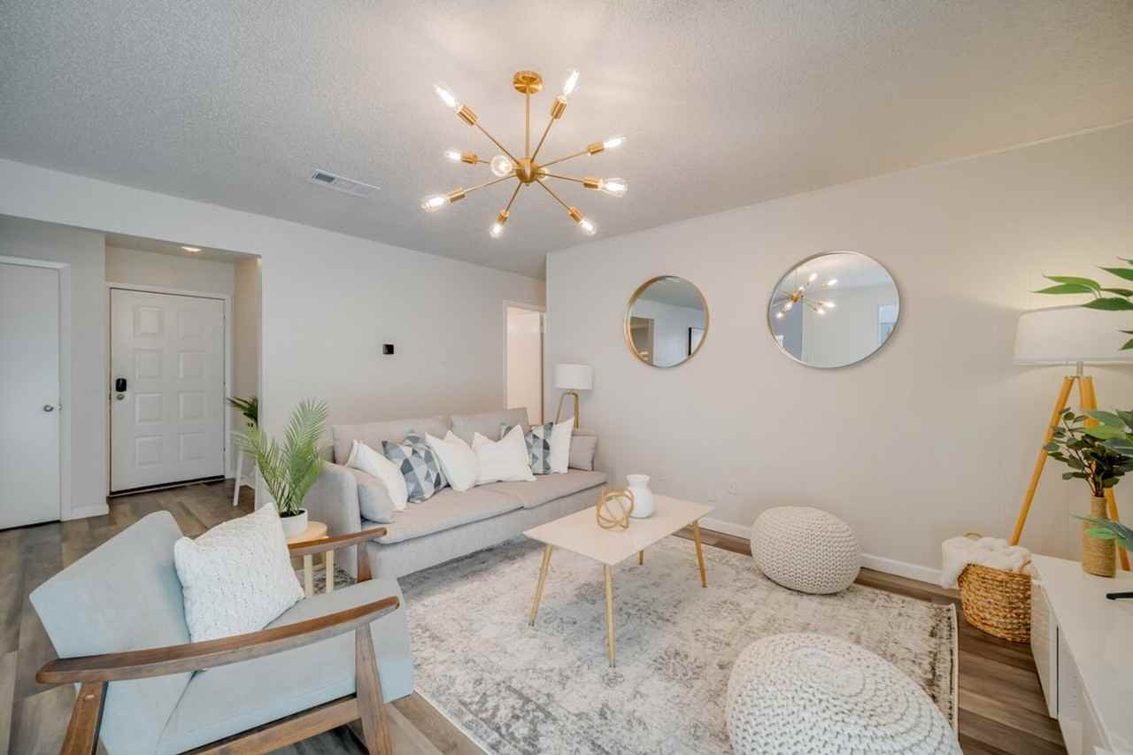 1904 Jasmine Ln #1056384P - Photo 3 of 23