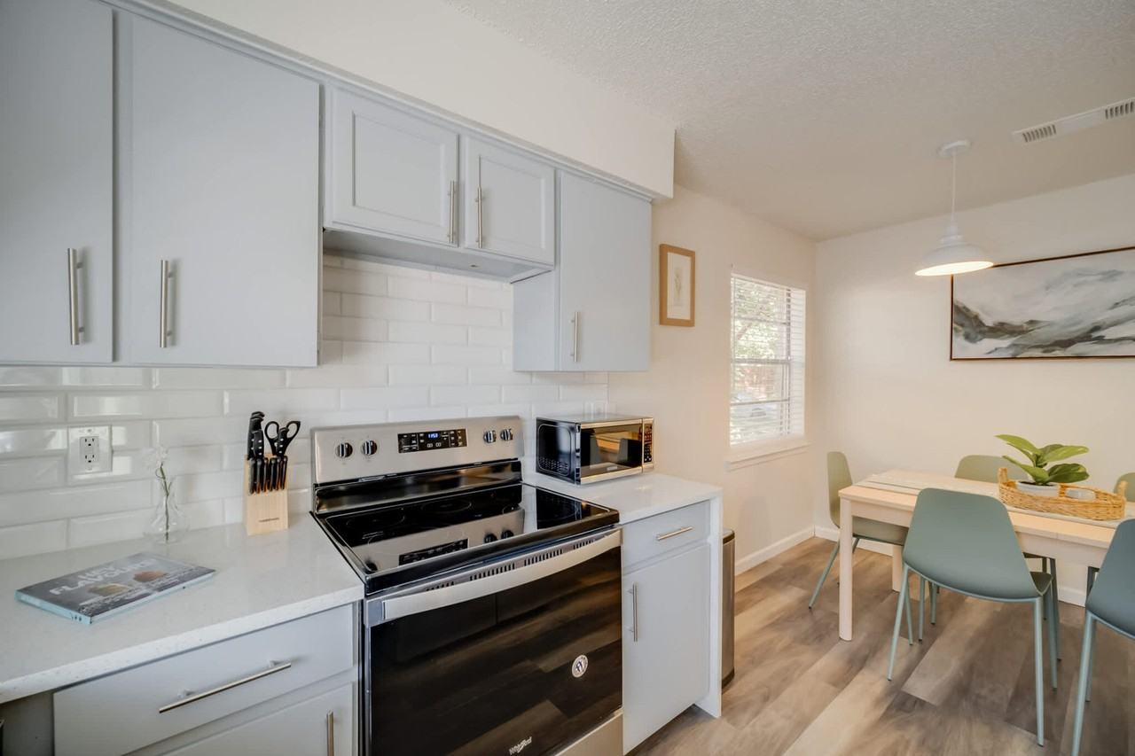 1904 Jasmine Ln #1056384P - Photo 5 of 23