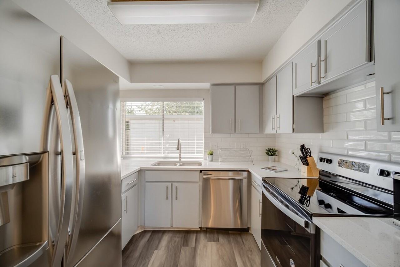 1904 Jasmine Ln #1056384P - Photo 6 of 23