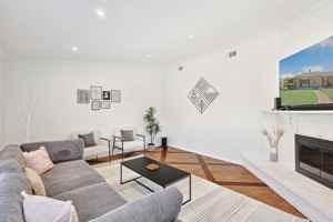 featured image of 904 Longhorn Dr