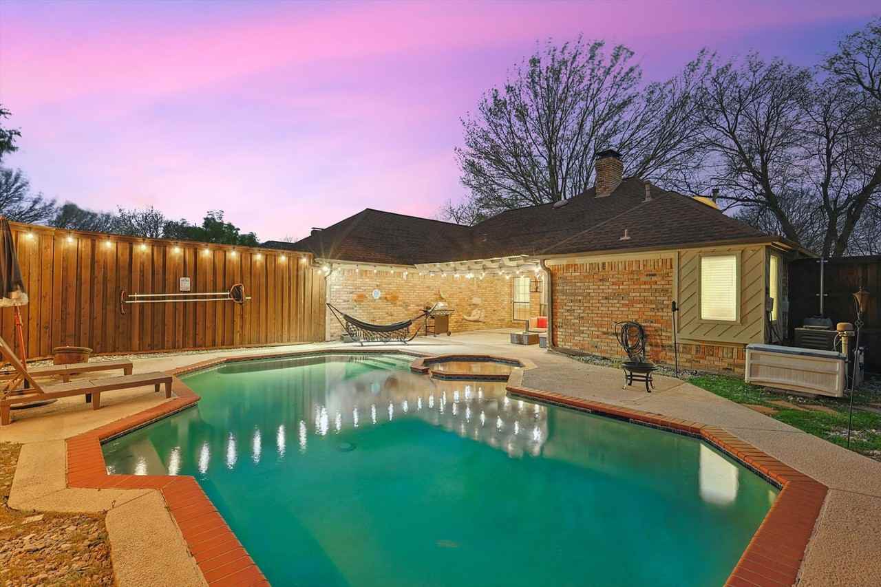 609 Arbor Creek Dr #1056421P - Photo 5 of 25