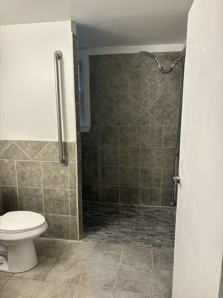 3518 Tracy Ave - Photo 5 of 32