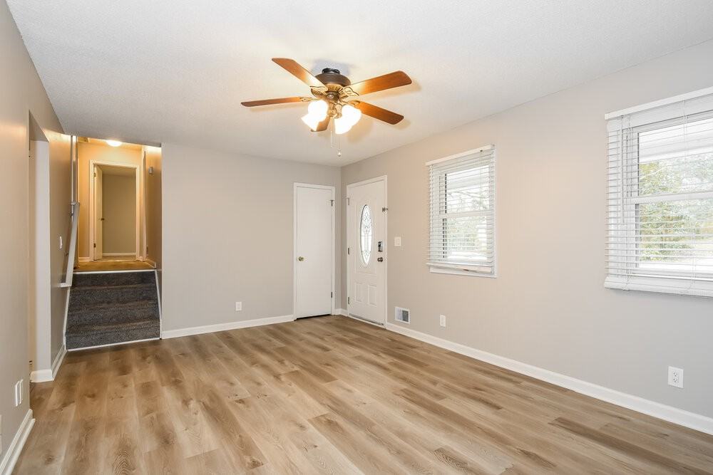 4306 Jones Ct - Photo 6 of 18