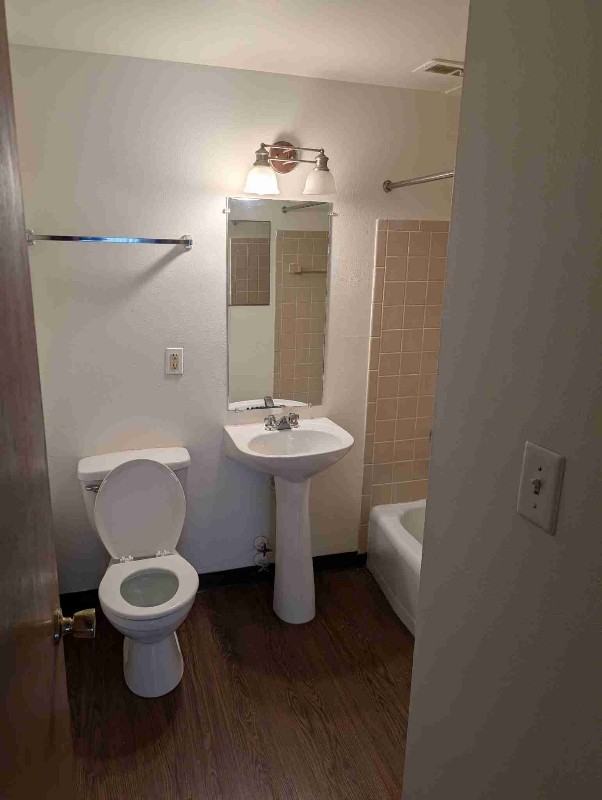 2736 W Highland Blvd - Photo 3 of 9