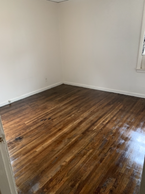 1542 Delano Ave - Photo 7 of 7