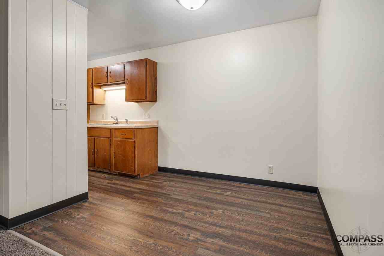 417 Washington St Apartments - Photo 4 of 31