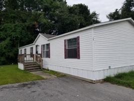 featured image of 944 Hollywood Dr