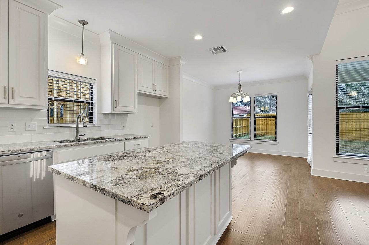 16553 Villa Brielle Ave - Photo 5 of 10