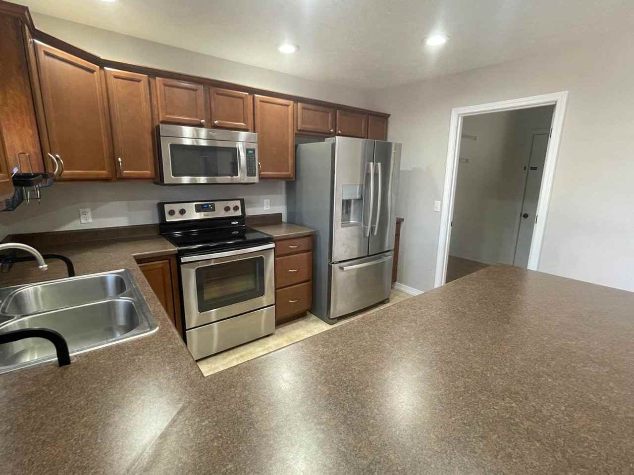 133 Daless Ct - Photo 2 of 50