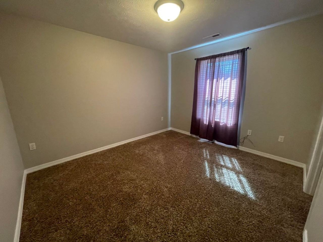 133 Daless Ct - Photo 7 of 50