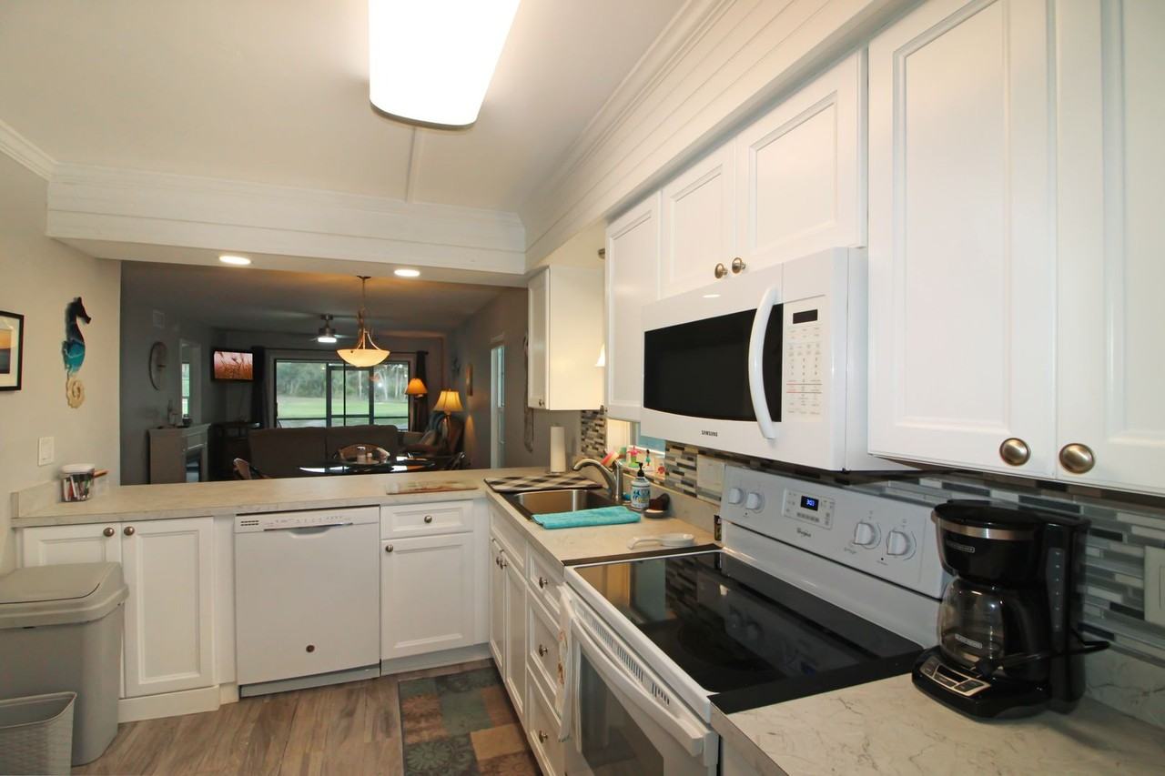 918 Capri Isles Blvd #105 - Photo 3 of 19