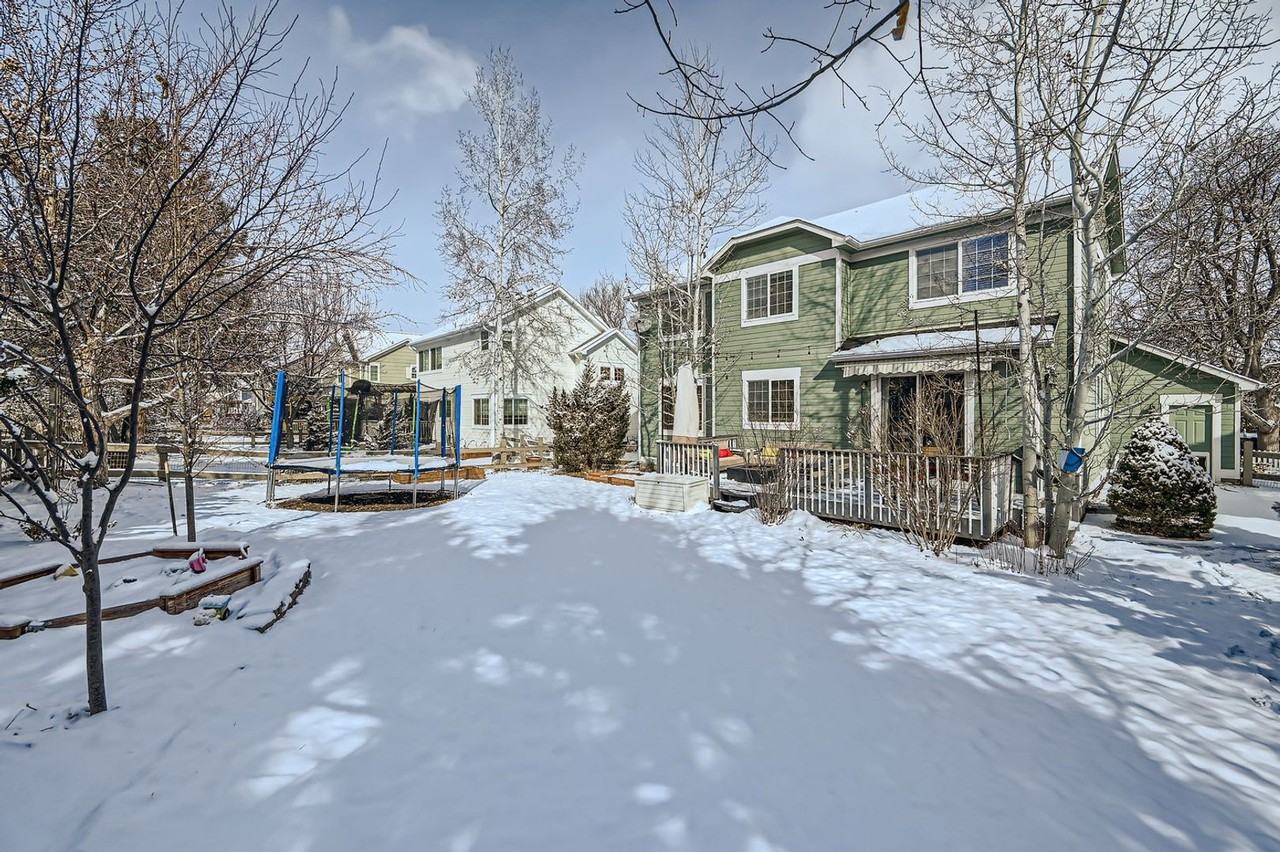 2524 Lexington St - Photo 4 of 35