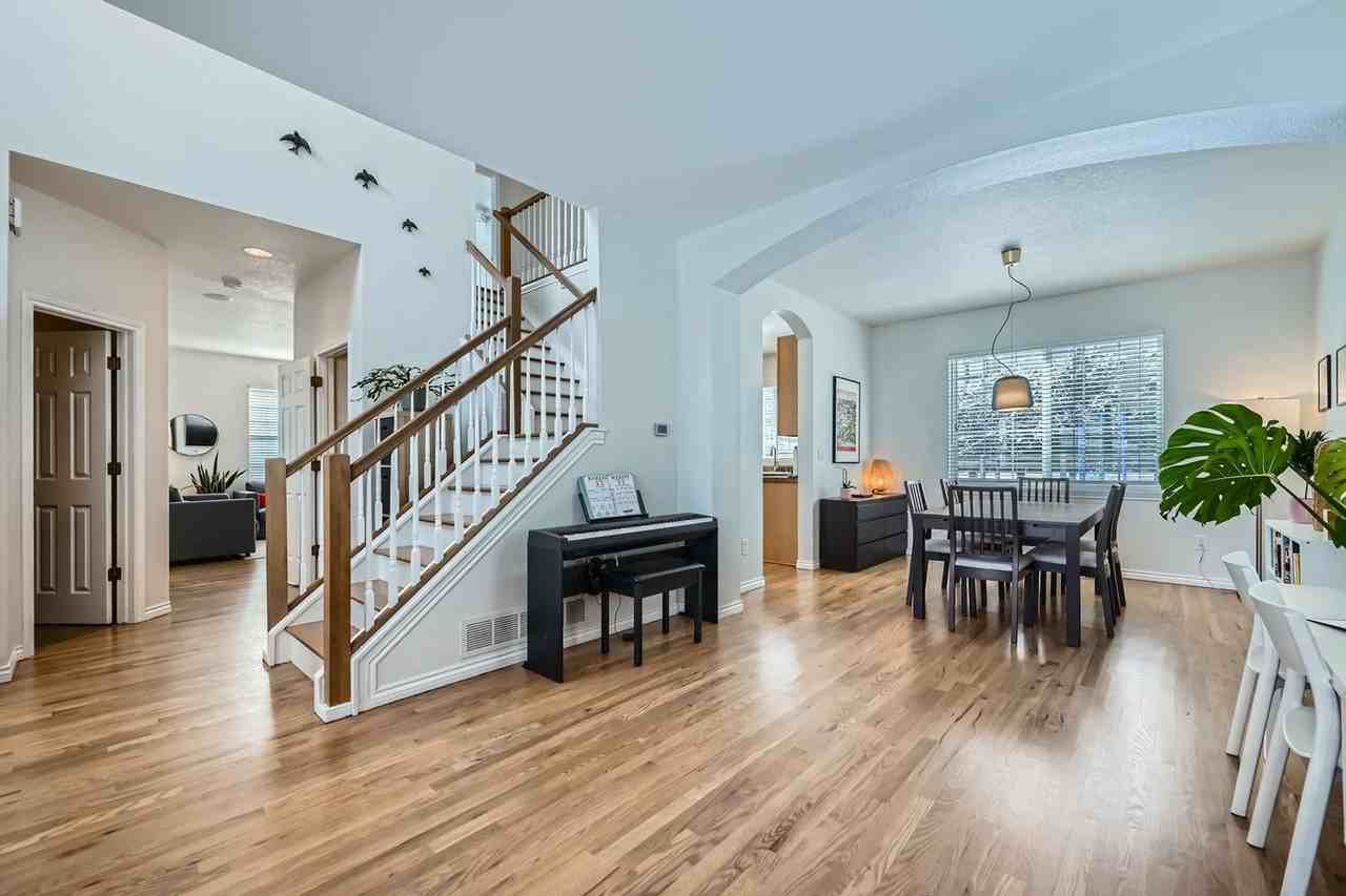 2524 Lexington St - Photo 7 of 35