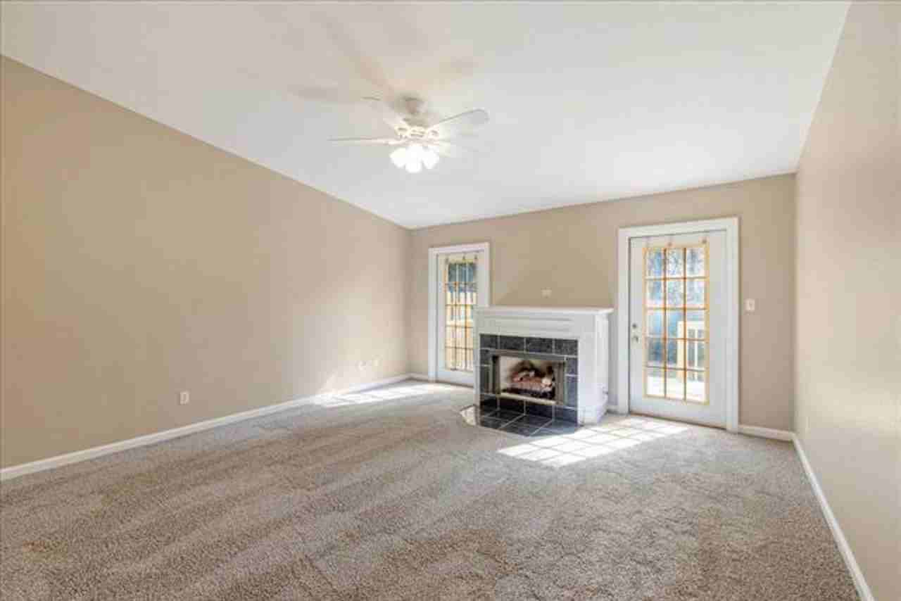 3509 Chatelaine Ct - Photo 4 of 21