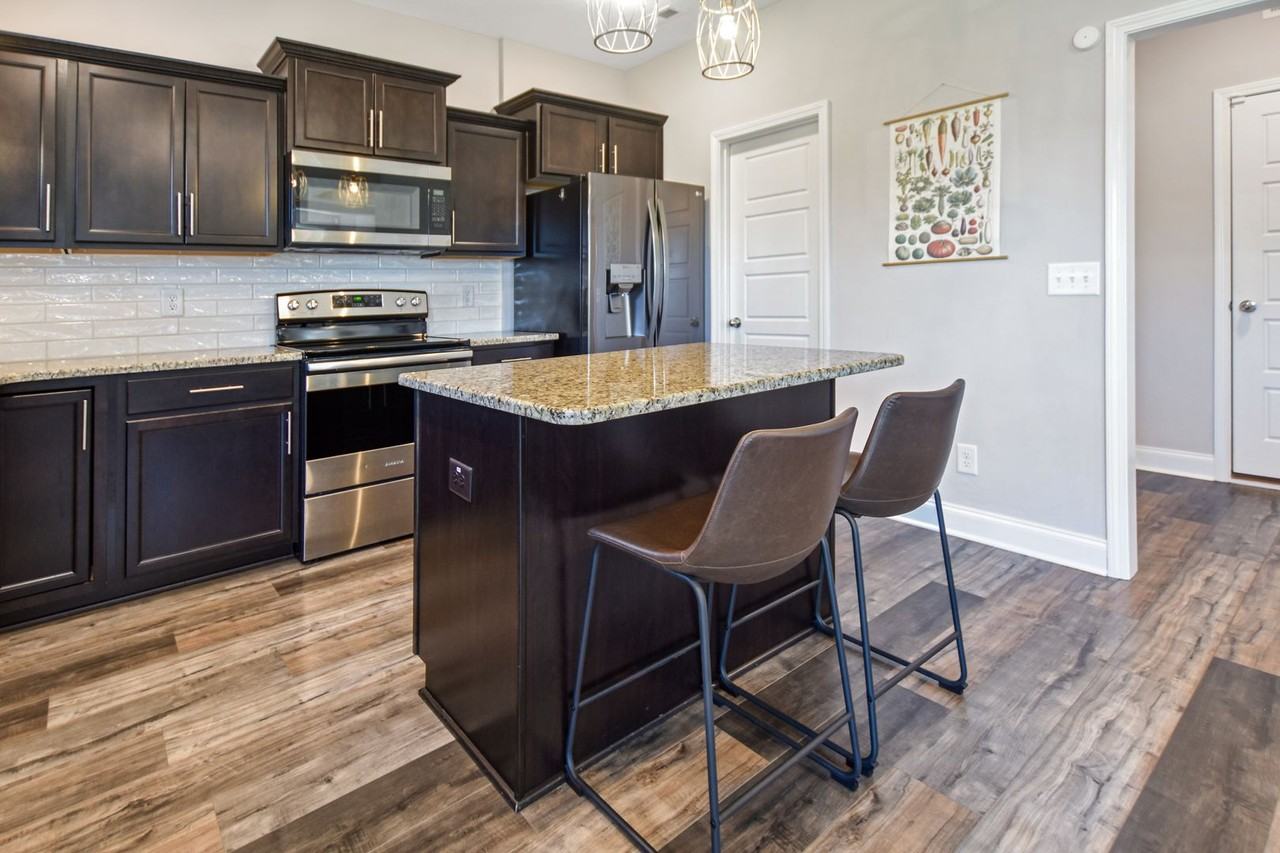 410 Andean Ct - Photo 6 of 17