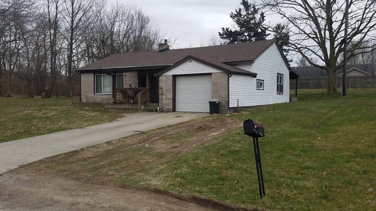 10 W Park Ln #NA - Photo 2 of 2