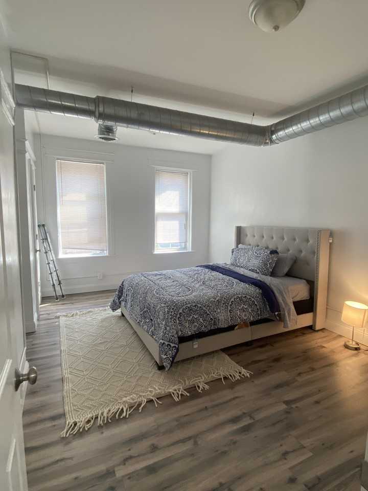 513 N State St #5 - Photo 7 of 10