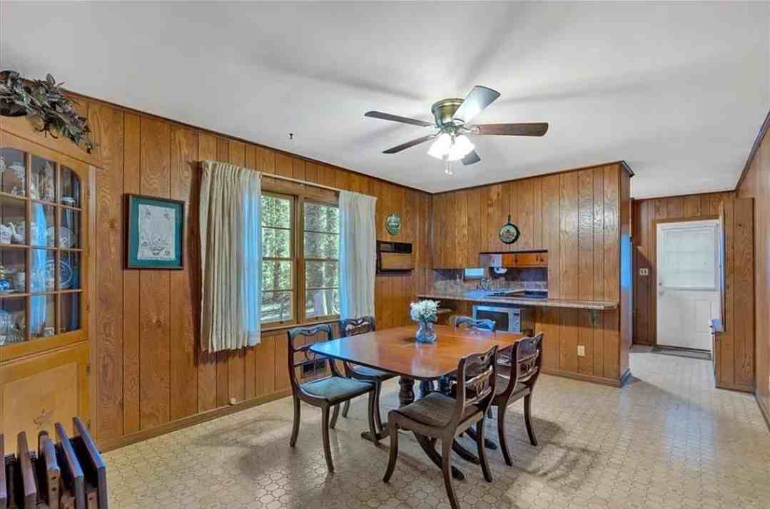 2361 Wakita Ct Se #1 - Photo 3 of 8