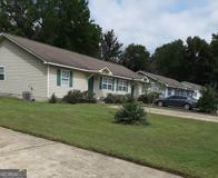 708 Green St #B - Photo 1 of 1