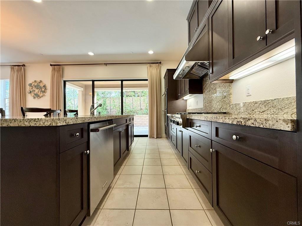 10 Lark - Photo 3 of 8