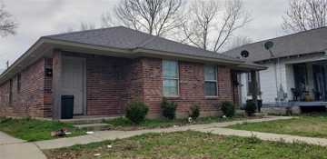 featured image of 1725 Lakeshore Dr