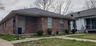 1725 Lakeshore Dr - Photo 1 of 1