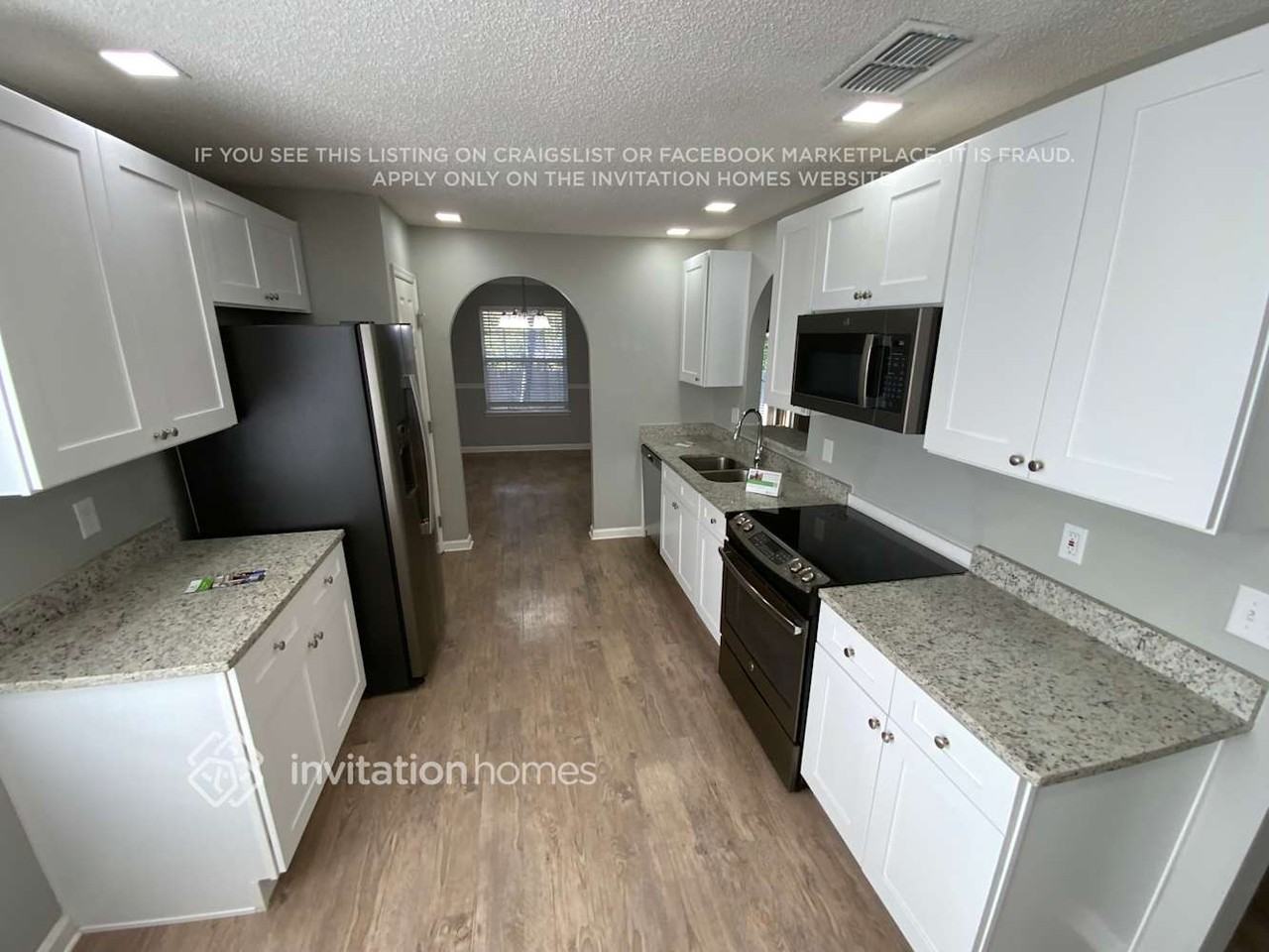 11774 Mountain Ash Rd E - Photo 5 of 11