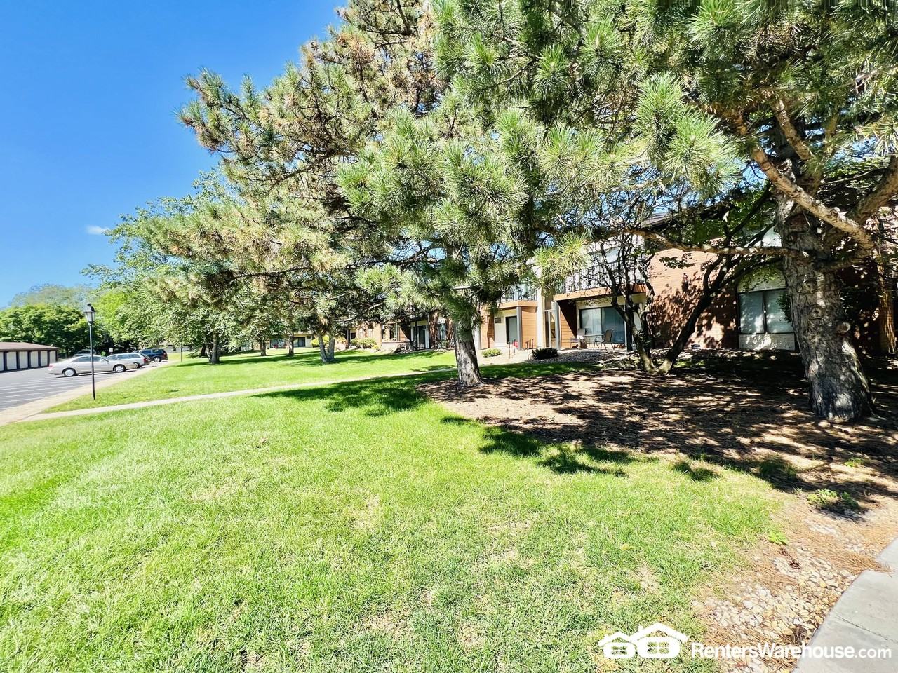 7330 York Ave S #101 - Photo 6 of 24