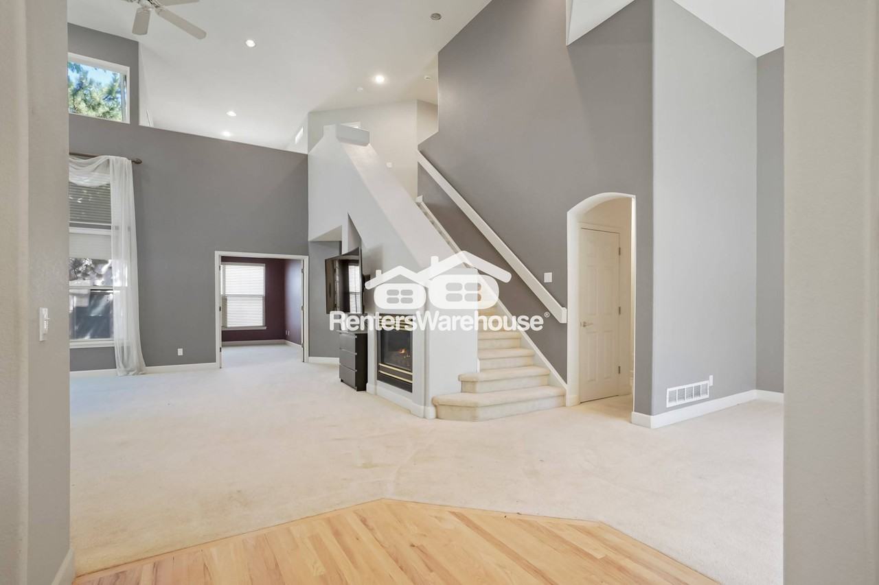 9617 E Arbor Pl - Photo 3 of 48