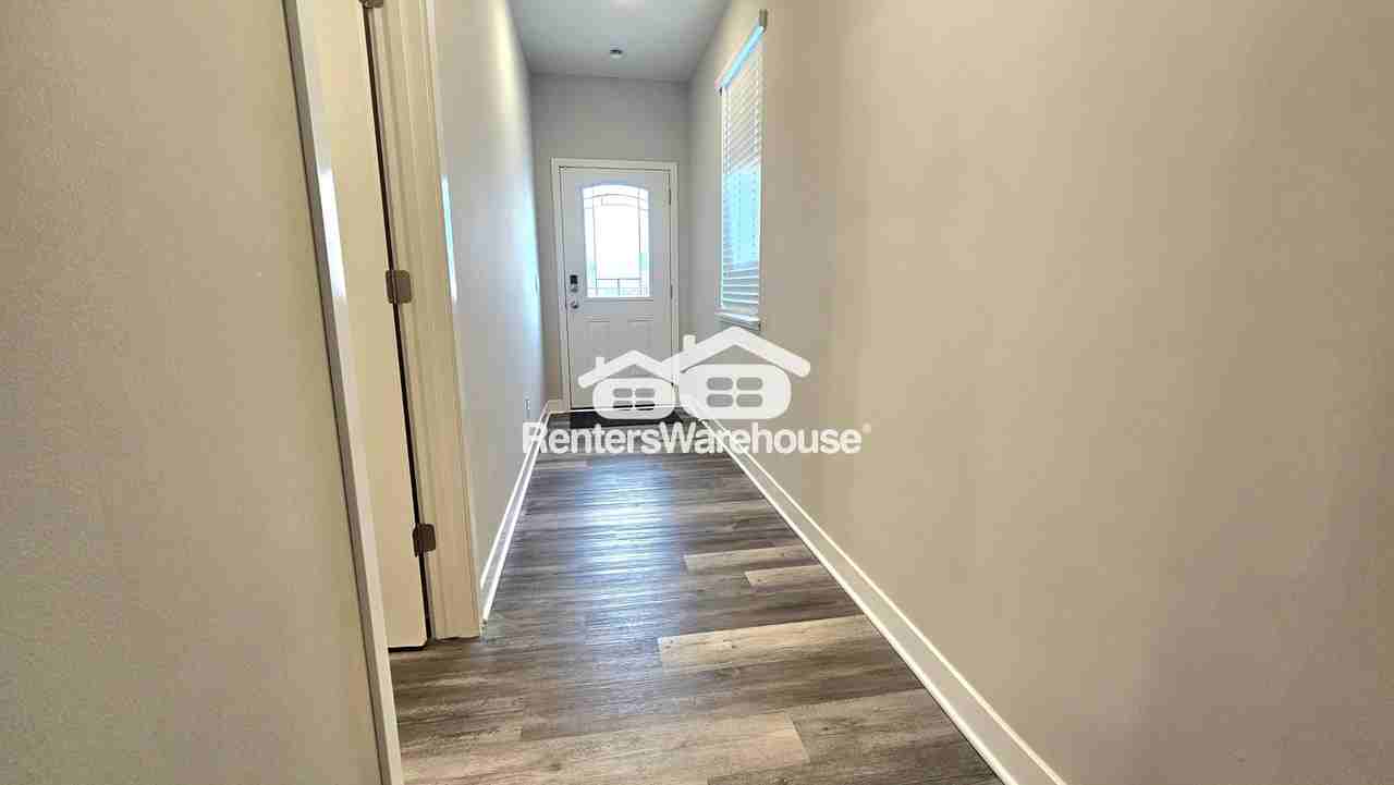 17109 Dysart Pl - Photo 3 of 19