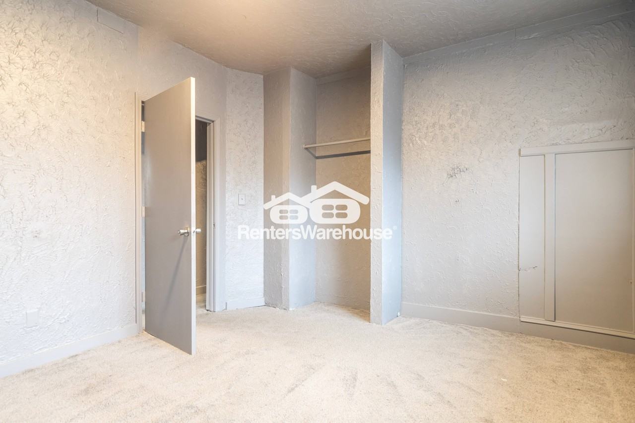 4137 Virginia Ave Unit 1 - Photo 5 of 11