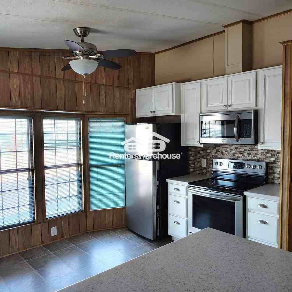 5735 E Mcdowell Rd - Photo 3 of 11