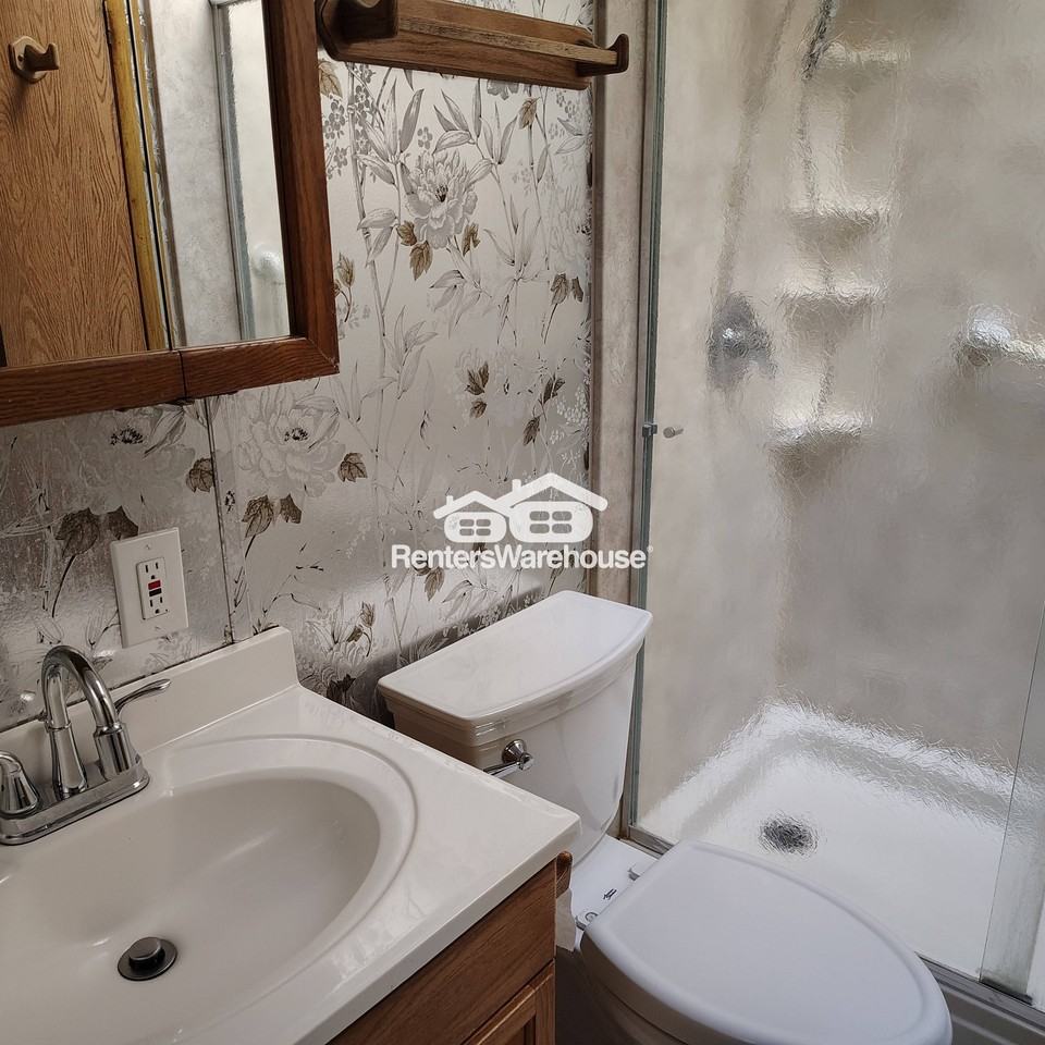 5735 E Mcdowell Rd - Photo 6 of 11