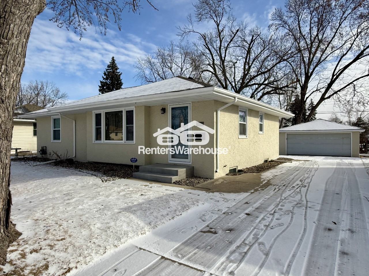 7039 15th Ave S - Photo 2 of 32