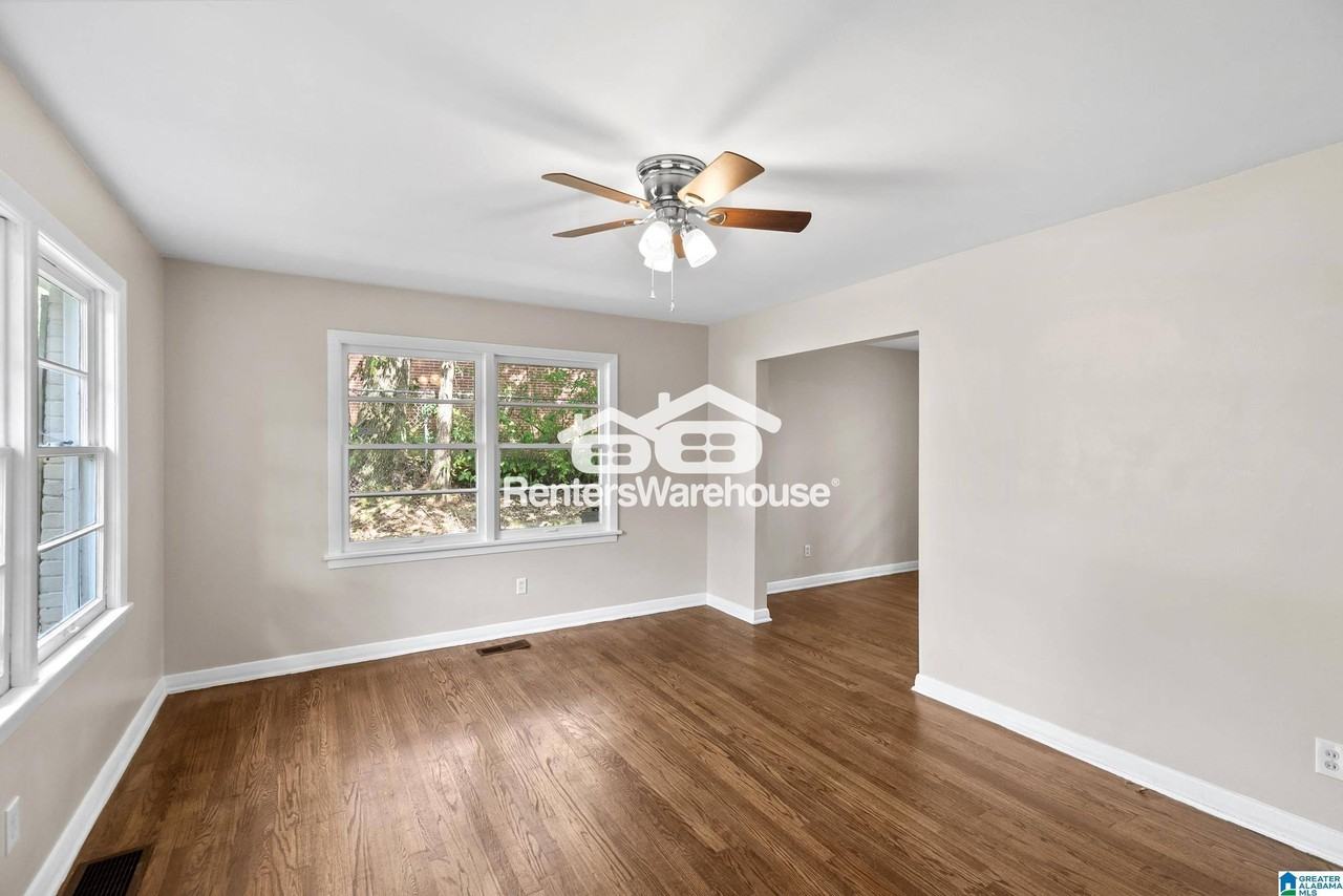 1015 Belle Meade Dr - Photo 3 of 23