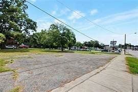 1302C N Frazier St - Photo 2 of 6