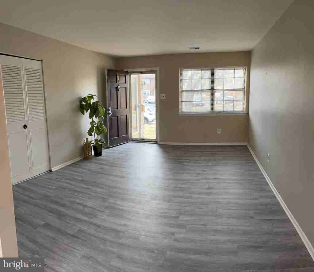 111 Eaves Mill Rd - Photo 2 of 13