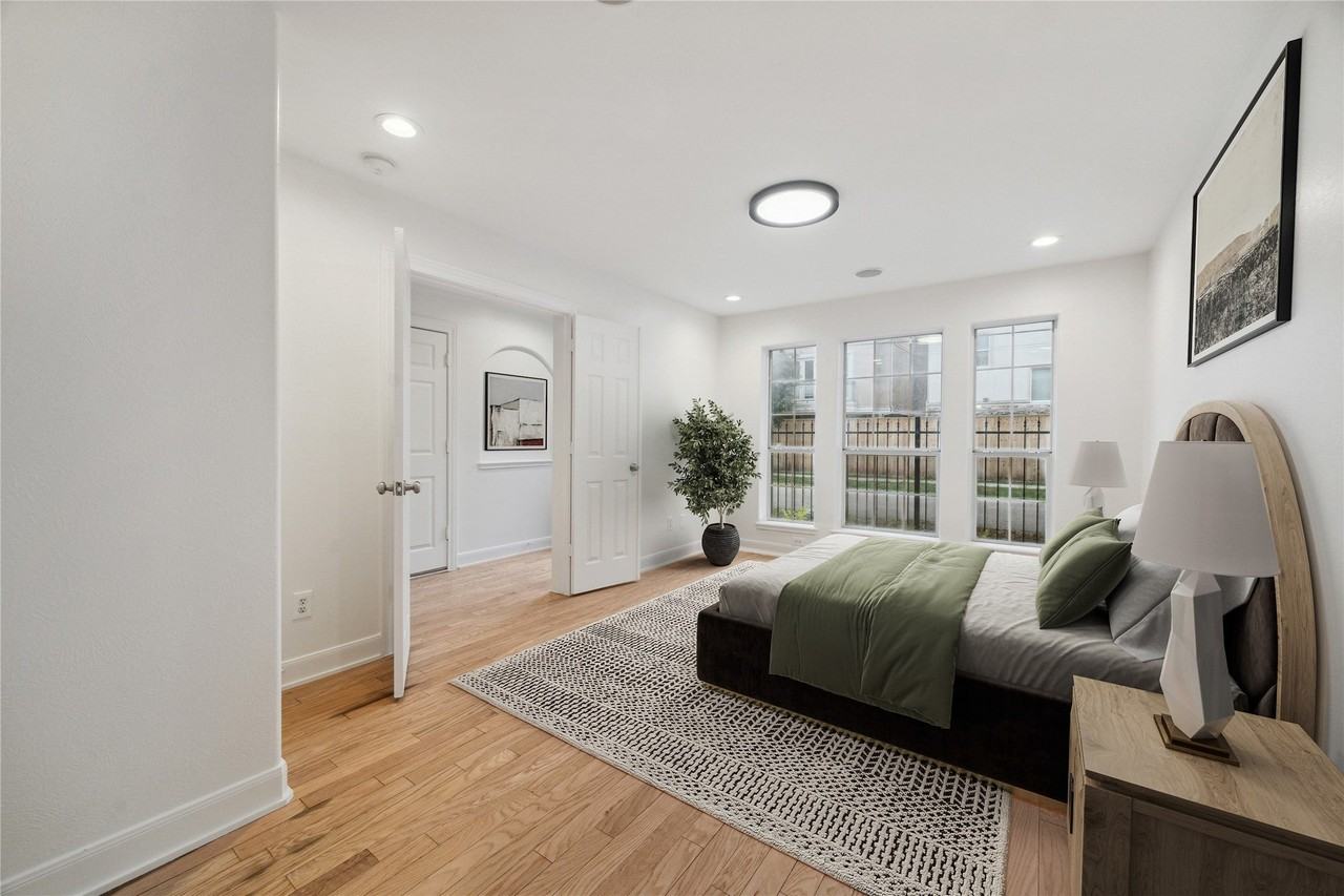 1312 Cohn St - Photo 4 of 23