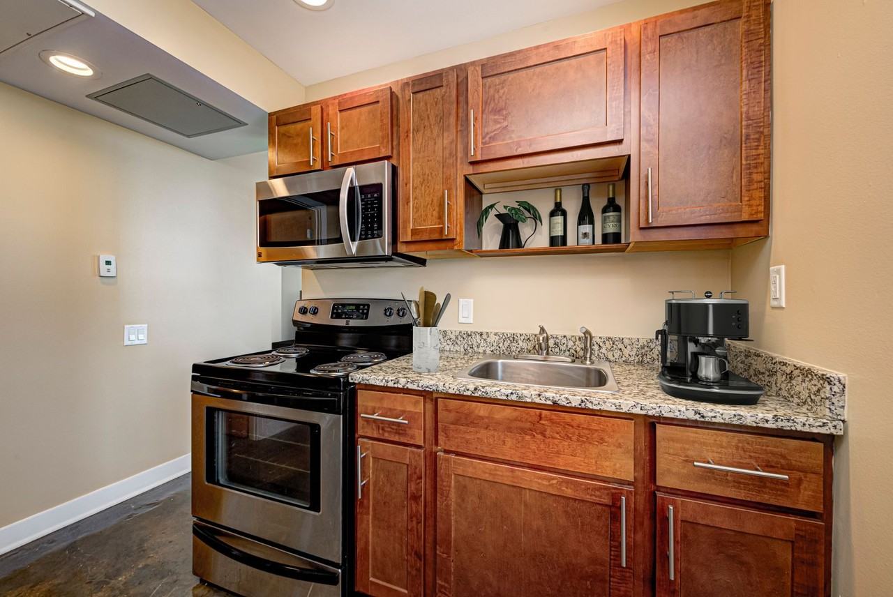 The Deming - Photo 4 of 50