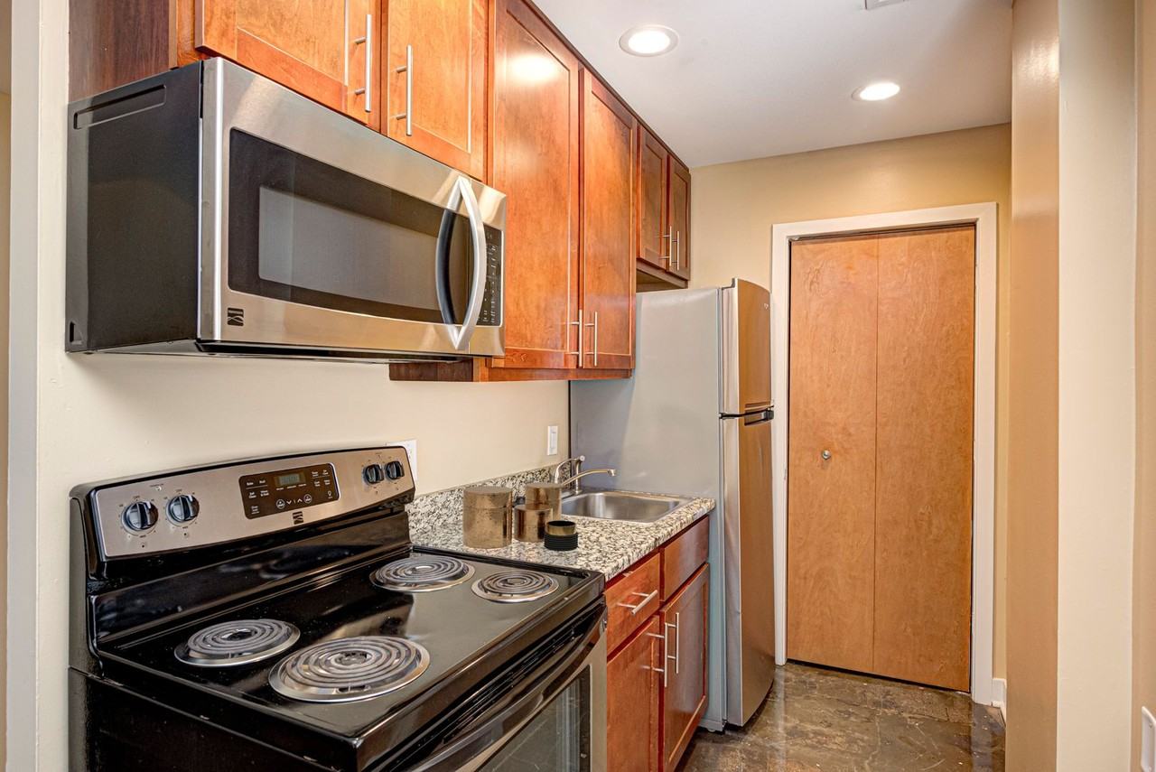 The Deming - Photo 5 of 50