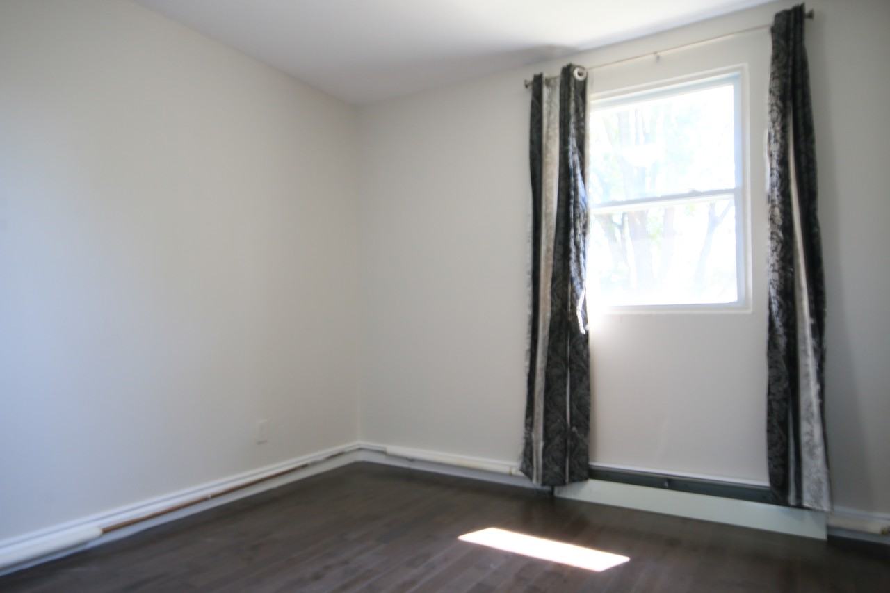 21 Juliet Crescent - Photo 3 of 14