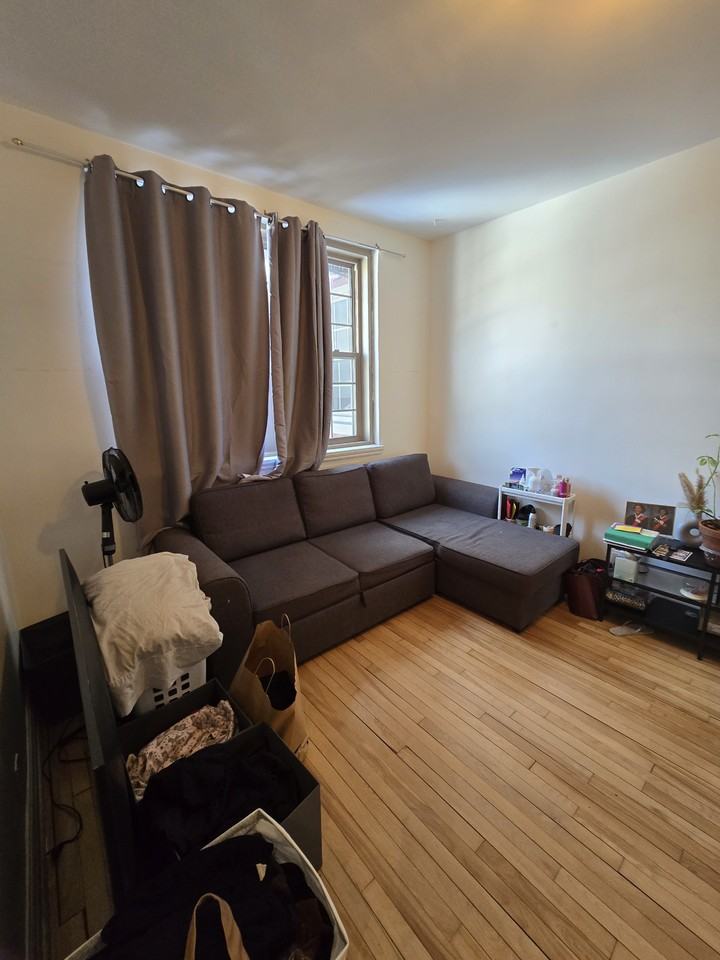 350 Avenue Willowdale - Photo 7 of 14
