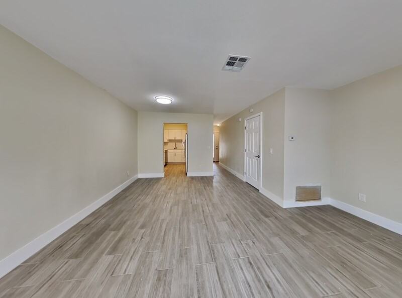542 Verbena Ct - Photo 6 of 16